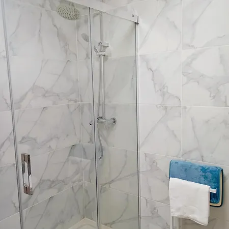 Moderno En La Luz Malaga